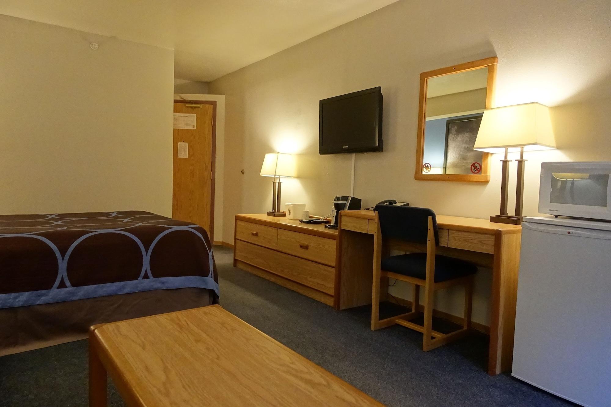 Hotel Super 8 By Wyndham Swift Current Zewnętrze zdjęcie